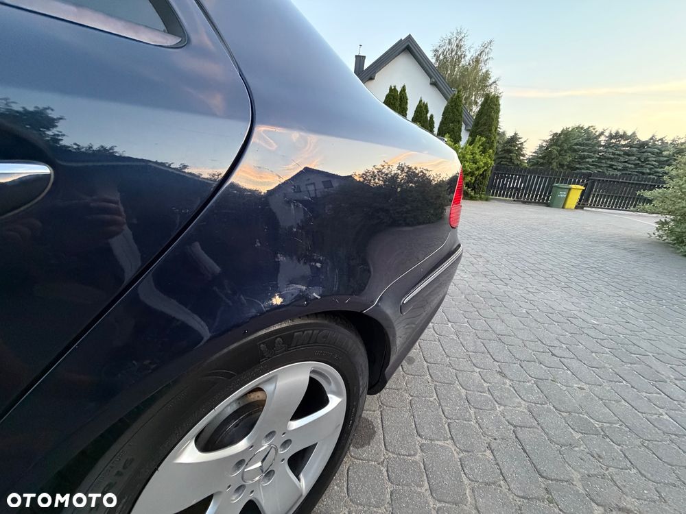 Mercedes-Benz Klasa E 240 Avantgarde - 19
