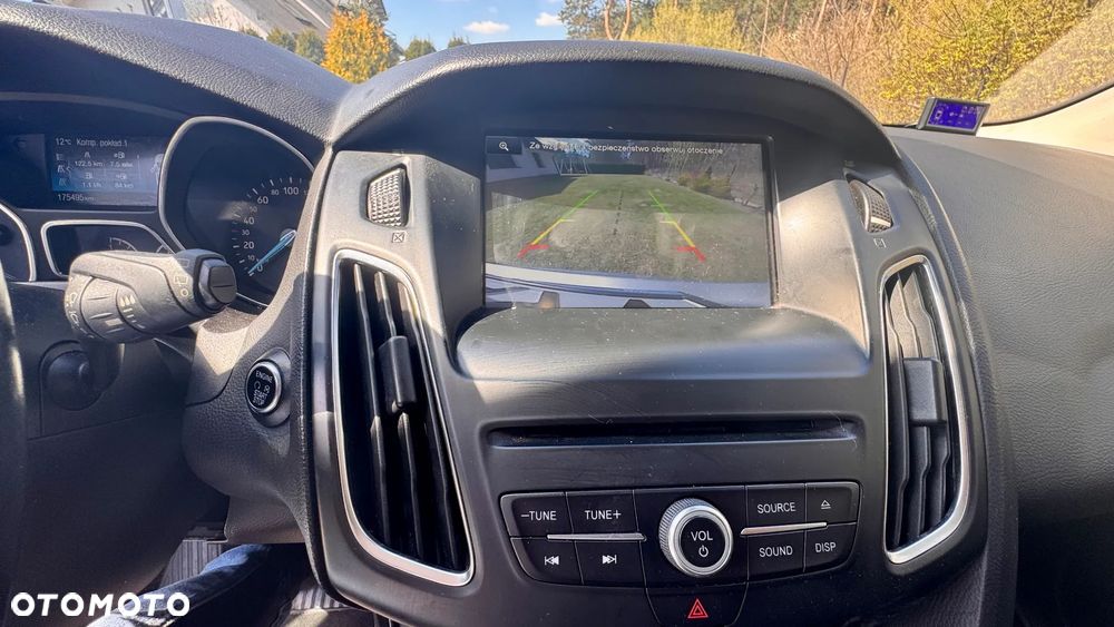 Ford Focus 1.5 EcoBoost Titanium ASS - 16