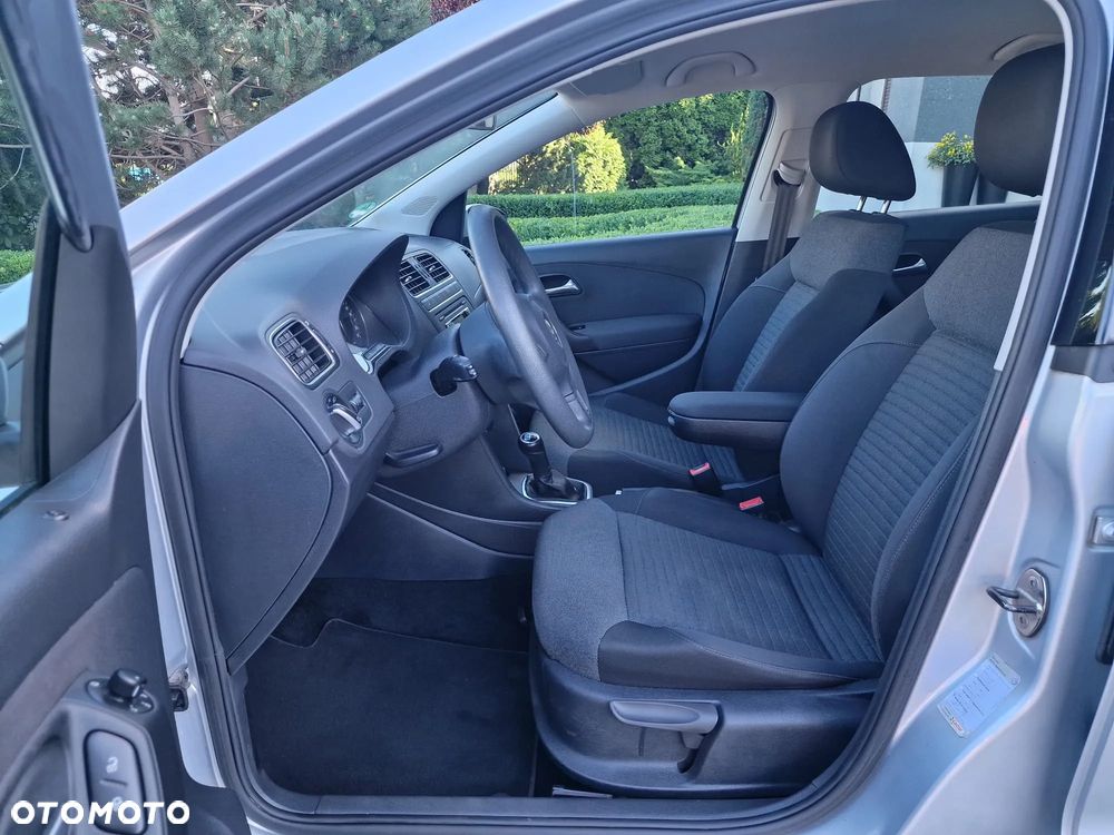 Volkswagen Polo - 21