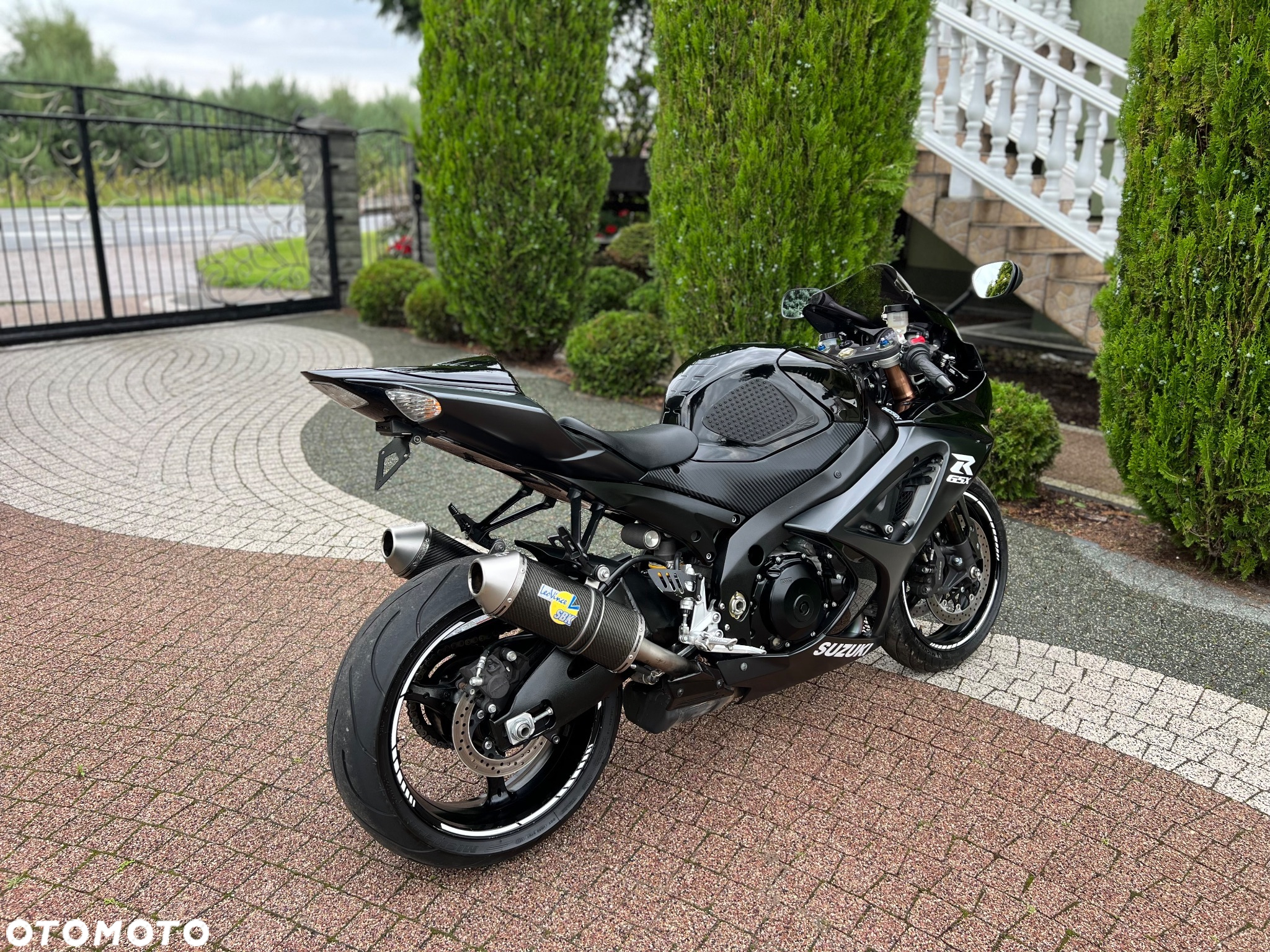 Suzuki GSX-R - 11