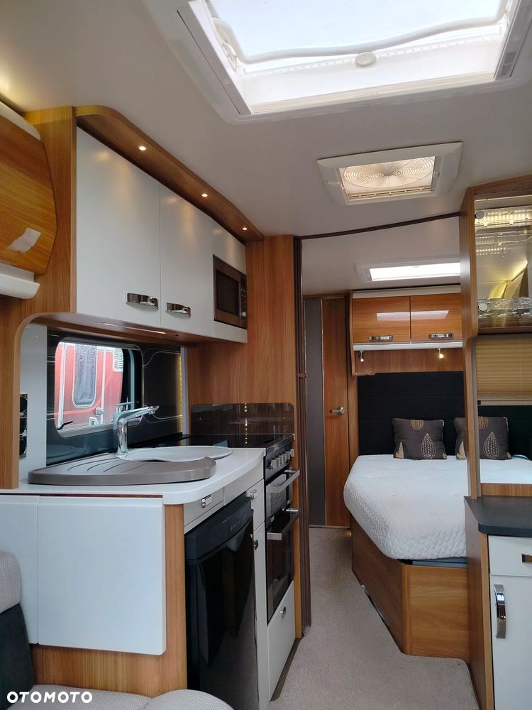 SWIFT ELEGANCE 570 - 14