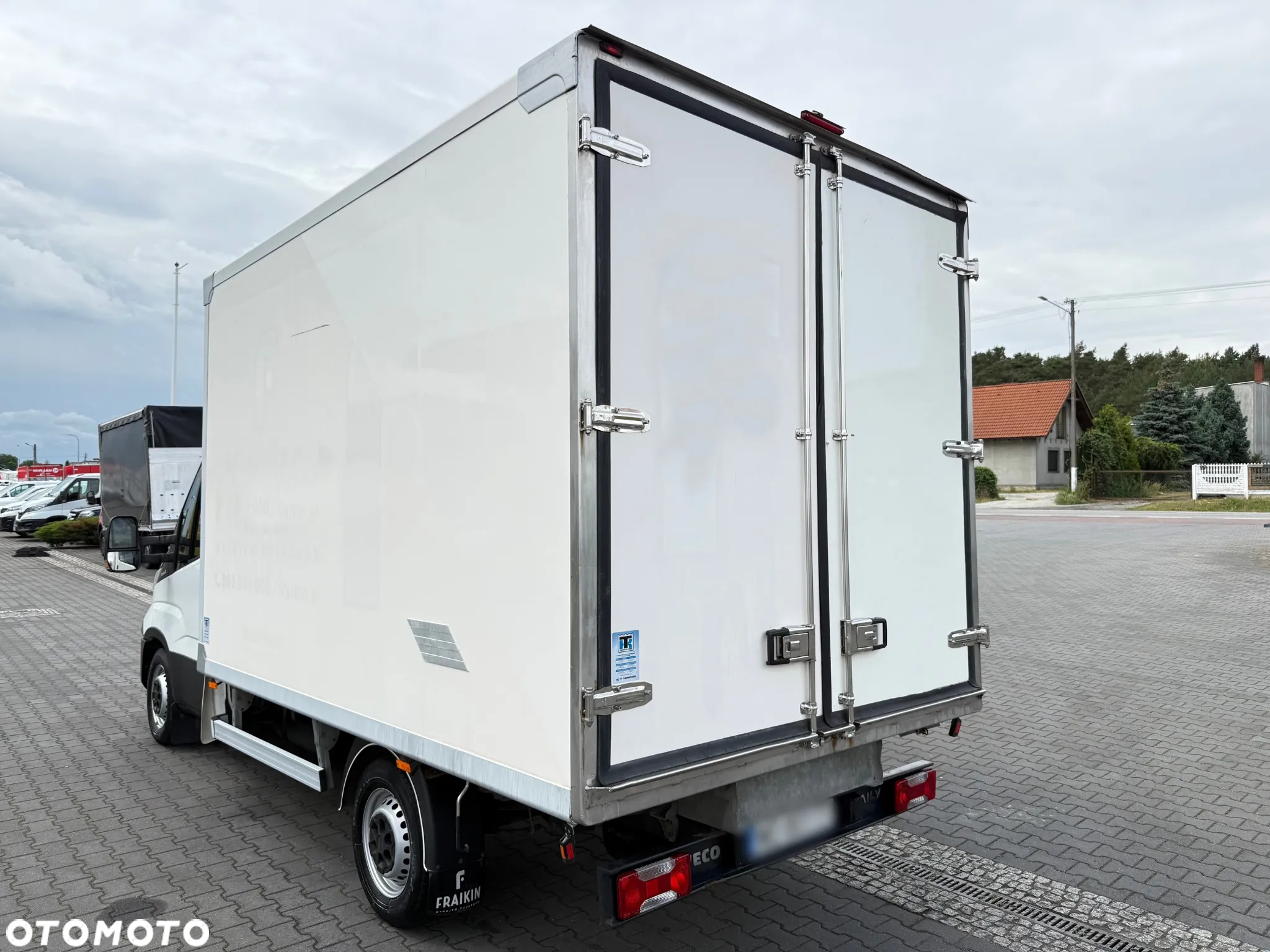 Iveco Daily 35S15 3.0 Diesel Kontener 3x Drzwi Chłodnia Izoterma ThermoKing 6ep Salon PL, - 3