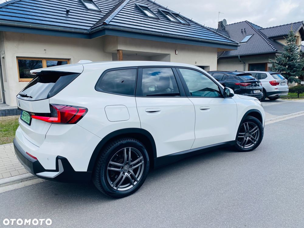 BMW iX1 xDrive30 66.5kWh xLine - 8