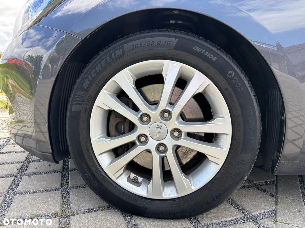 Kia Ceed 1.6 CRDi 128 ISG Platinum Edition - 31