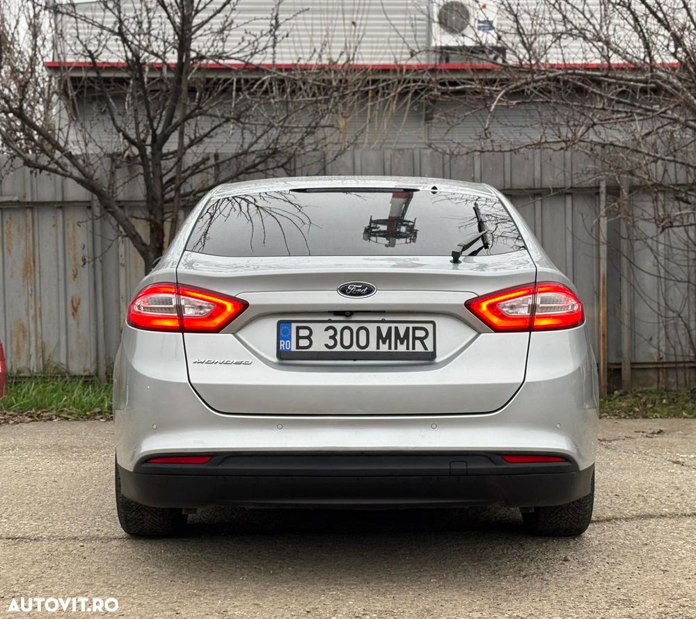 Ford Mondeo 2.0 TDCi Aut. Trend - 4