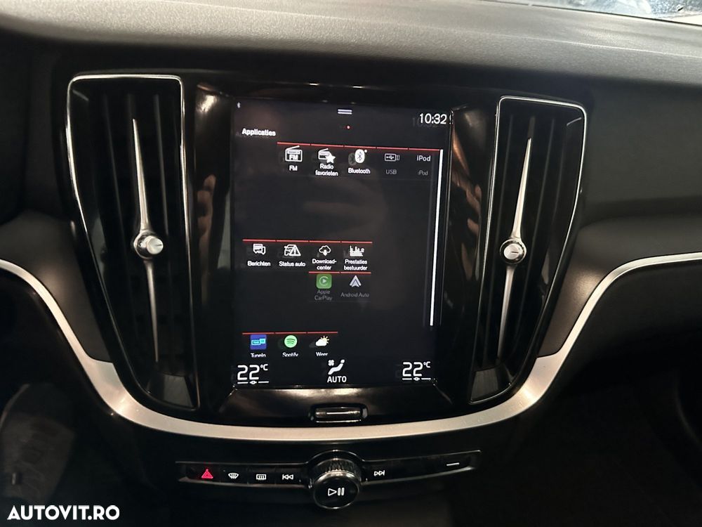 Volvo V60 D3 DRIVe Kinetic - 17