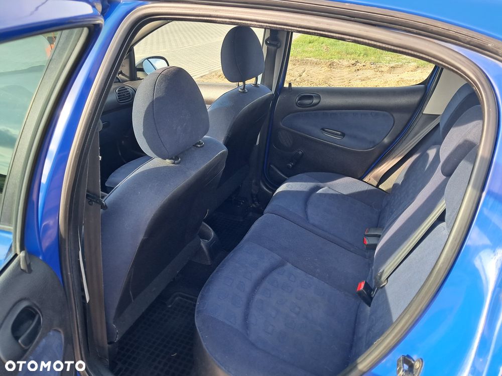 Peugeot 206 1.1 Mistral - 6