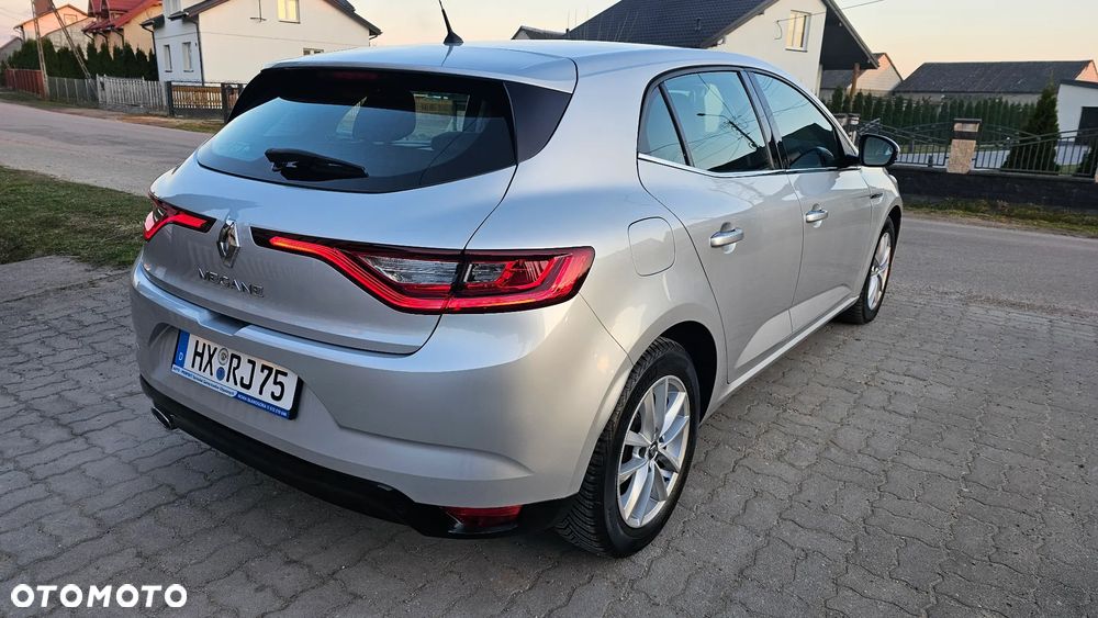 Renault Megane - 5