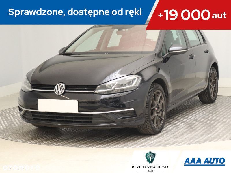 Volkswagen Golf - 2