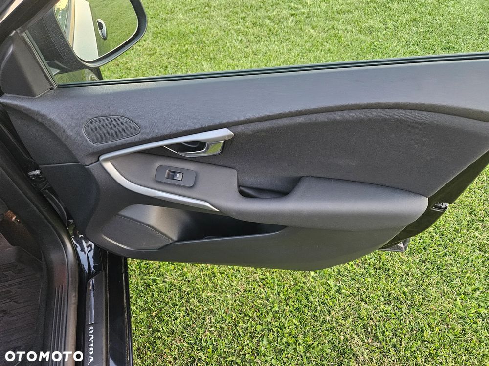 Volvo V40 T2 - 14