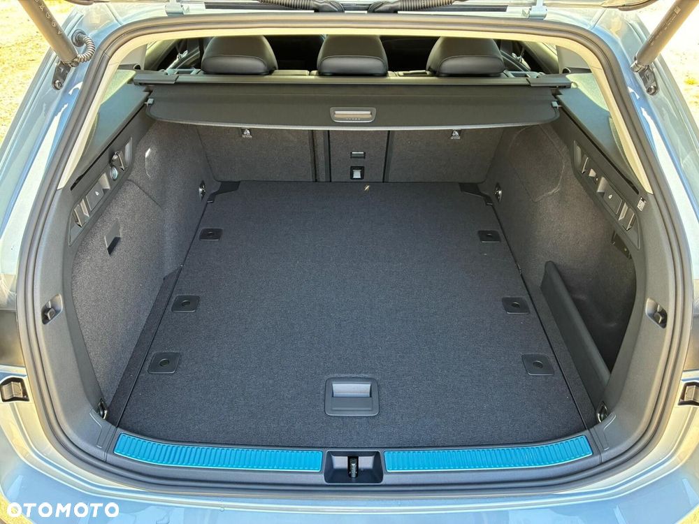 Volkswagen Passat - 34