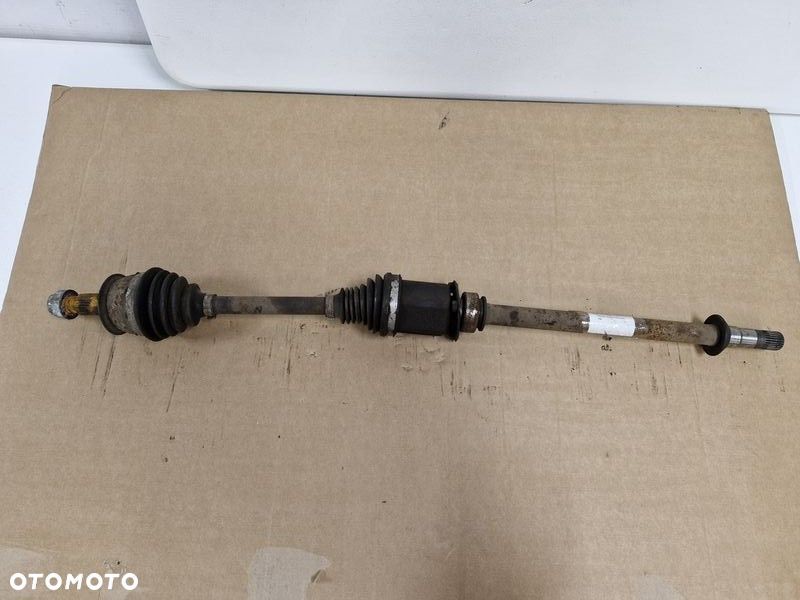 FIAT 500X 1.6 B E-TORQ PÓŁOŚ PRAWY PRZÓD PRAWA PRZEDNIA DŁUGA MANUAL - 1