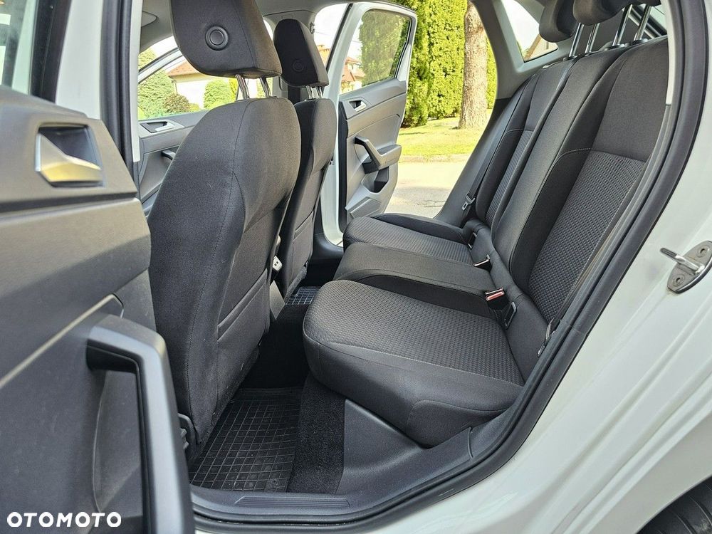 Volkswagen Polo - 17