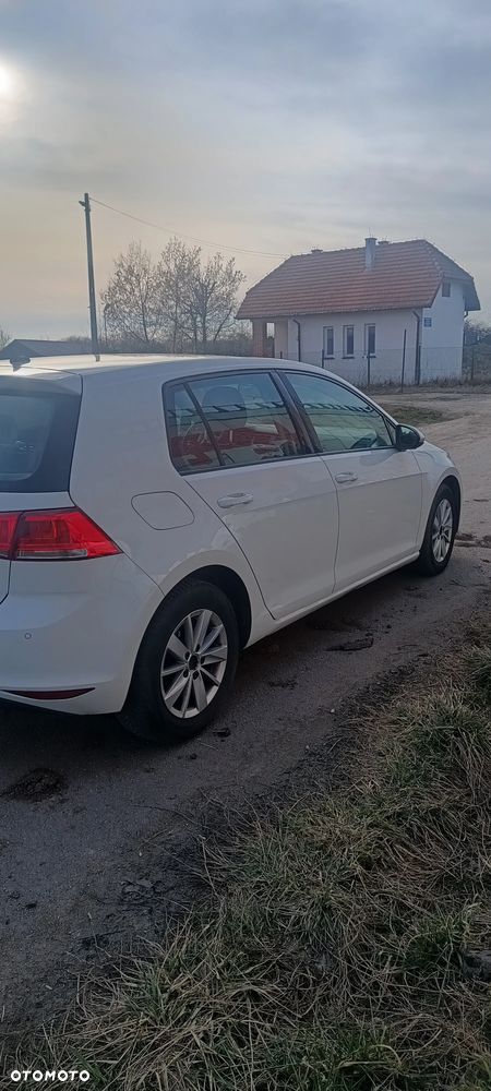 Volkswagen Golf 1.2 TSI BMT Comfortline - 14