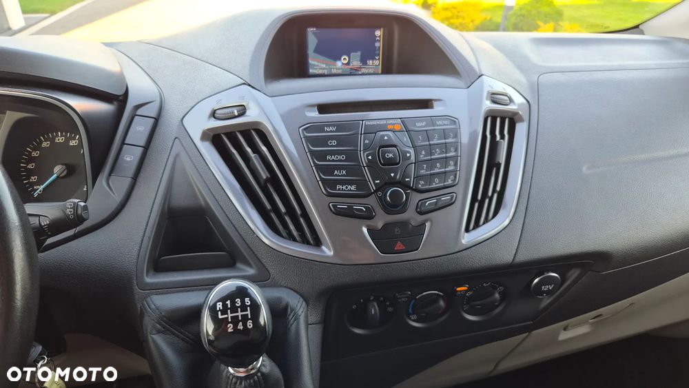 Ford Tourneo Custom 2.0 TDCi L2 Titanium - 25
