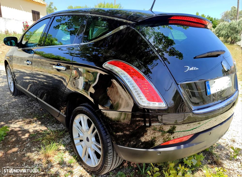 Lancia Delta 1.6 M-Jet Platino - 3