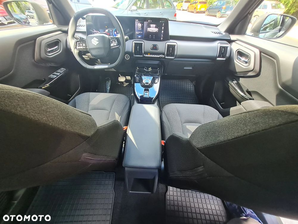 Suzuki e VITARA - 17