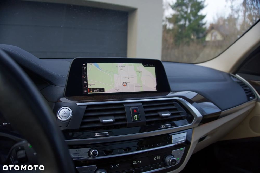 BMW X3 xDrive20d Luxury Line - 17