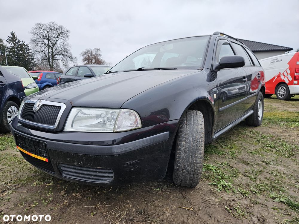 Skoda Octavia 2.0 Combi Ambiente - 2