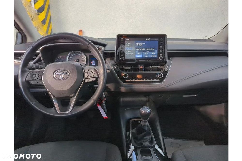 Toyota Corolla - 9