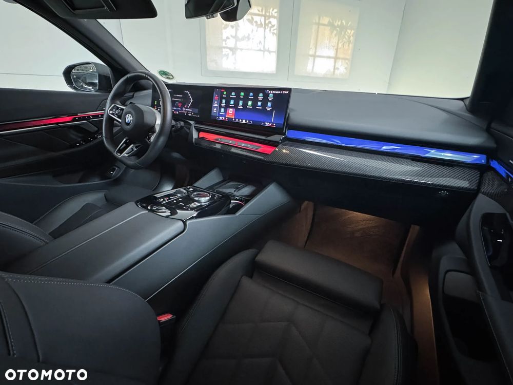 BMW 5 Series 2025 photo 3