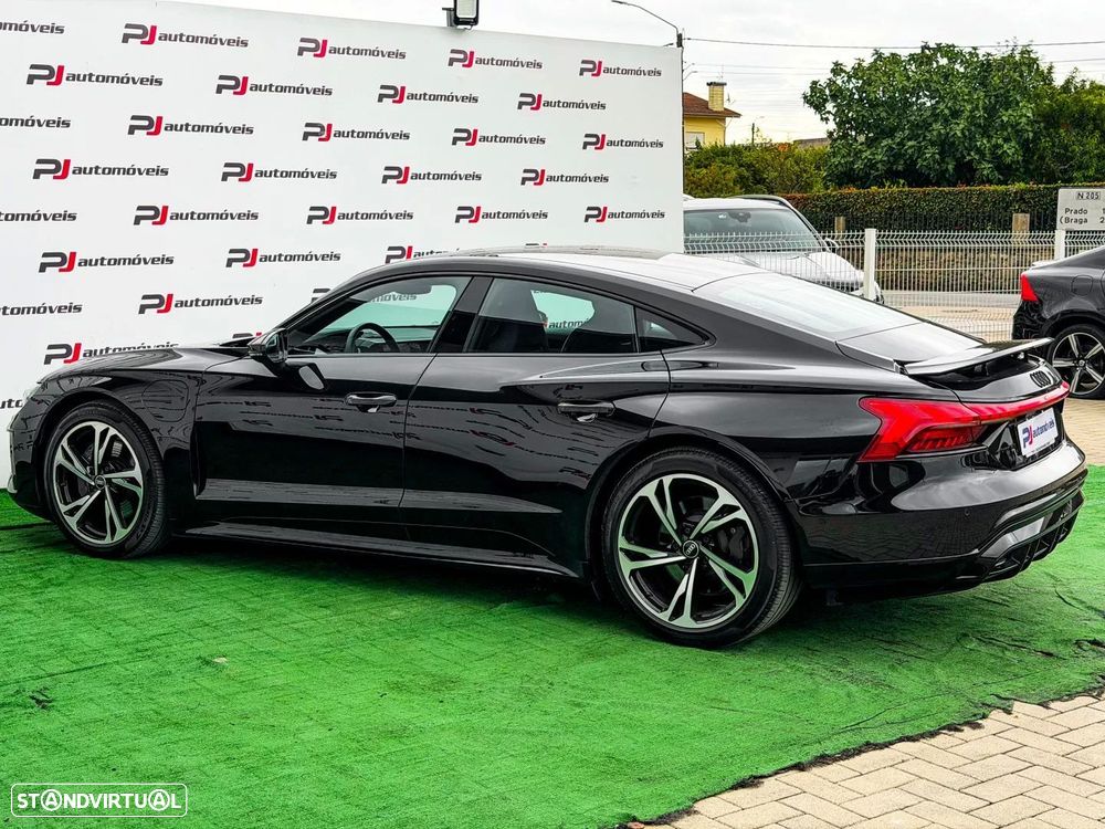 Audi e-tron GT quattro - 13