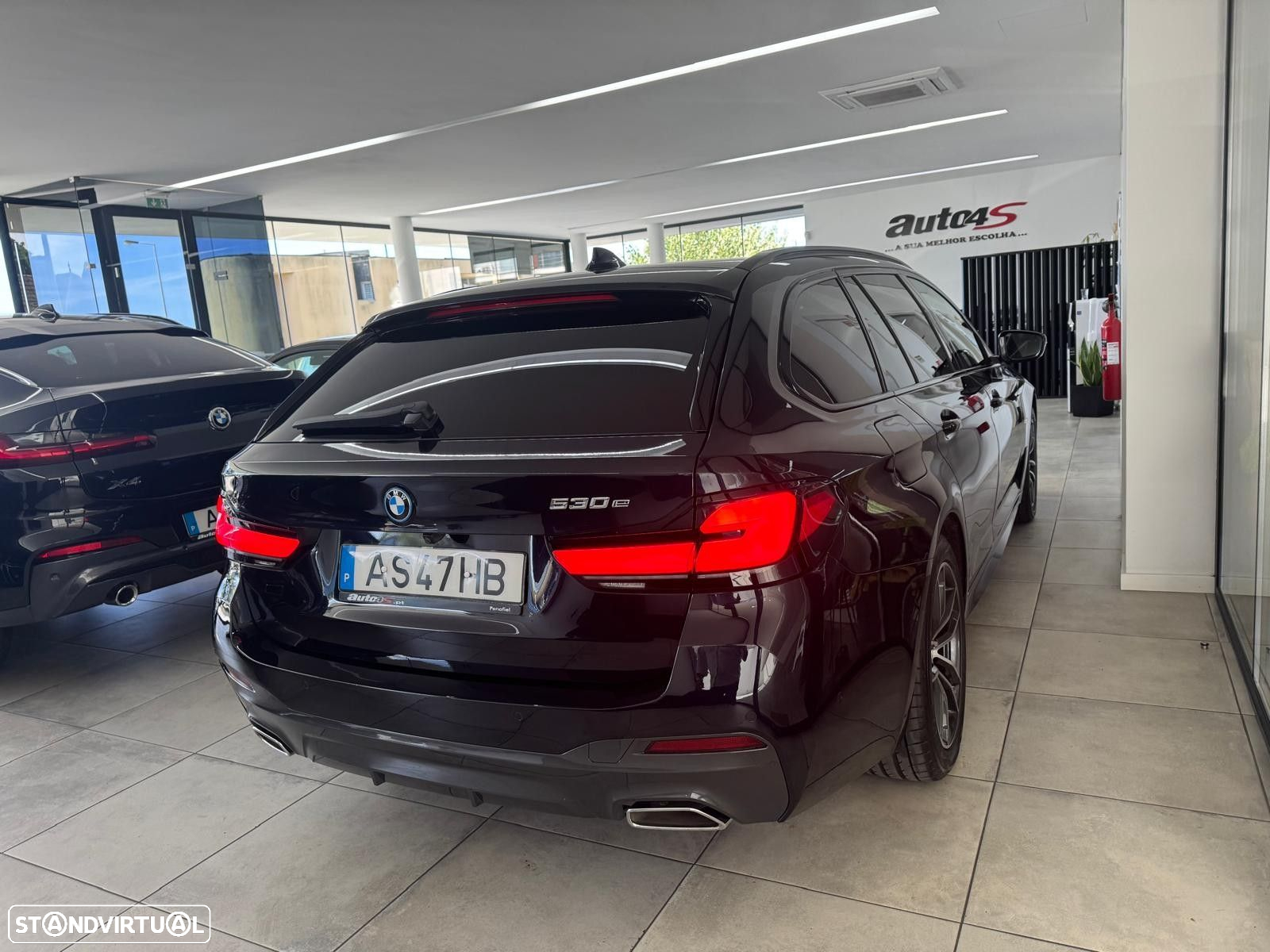 BMW 530 e Pack Desportivo M - 6
