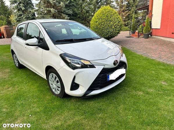 Toyota Yaris - 1