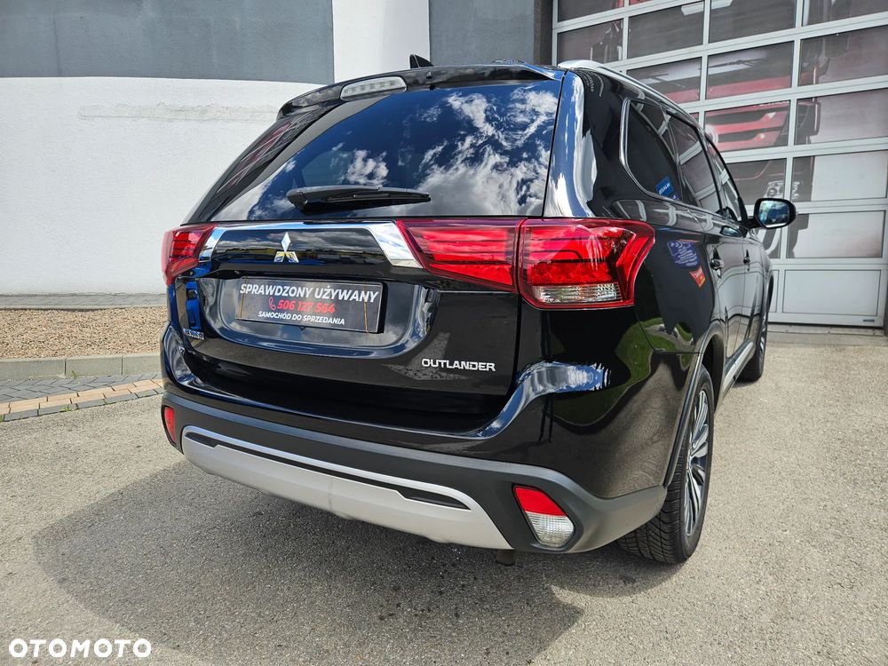 Mitsubishi Outlander 2.0 Intense + Navi 4WD CVT - 8