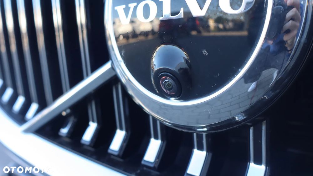 Volvo XC 60 B5 D AWD Inscription - 25