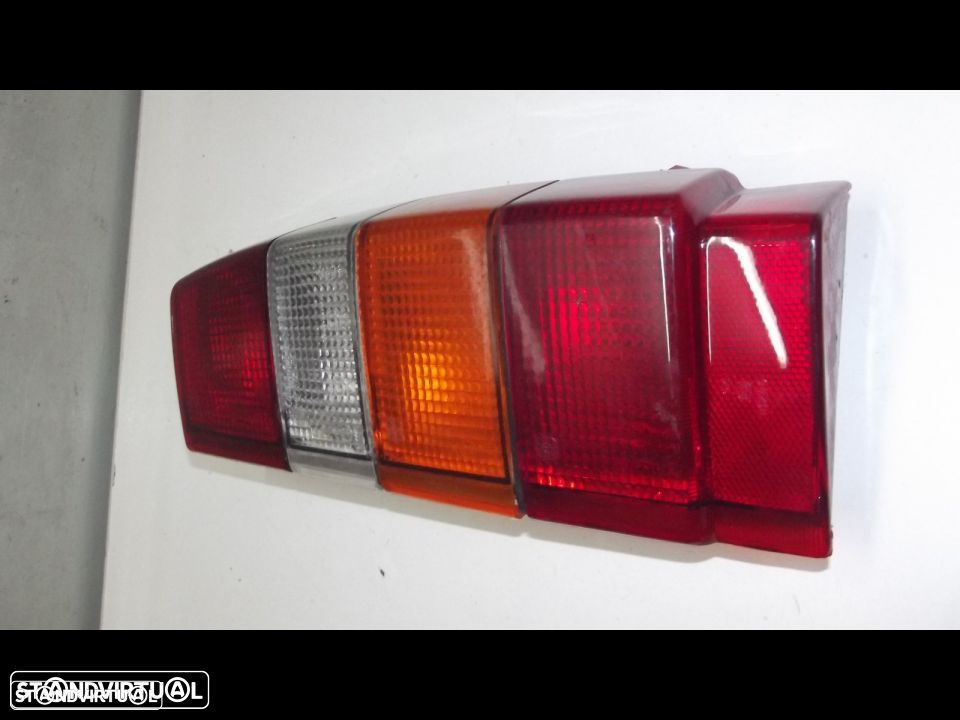 volvo 740 carrinha farolim tras direito original - 1