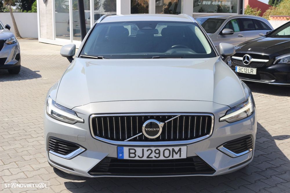 Volvo V60 2.0 T6 AWD TE Essential - 9