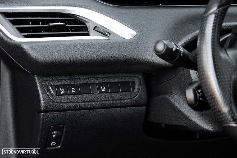 Peugeot 208 PureTech 82 Allure - 13