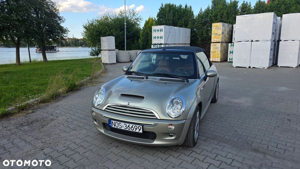 MINI Cooper S Sidewalk - 2
