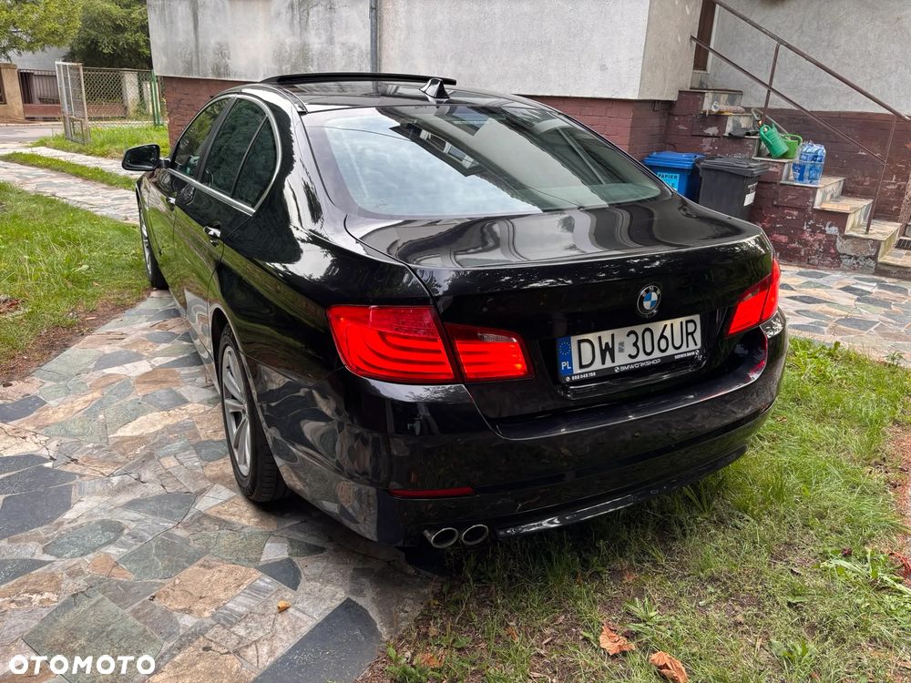 BMW Seria 5 530d xDrive Modern Line - 3