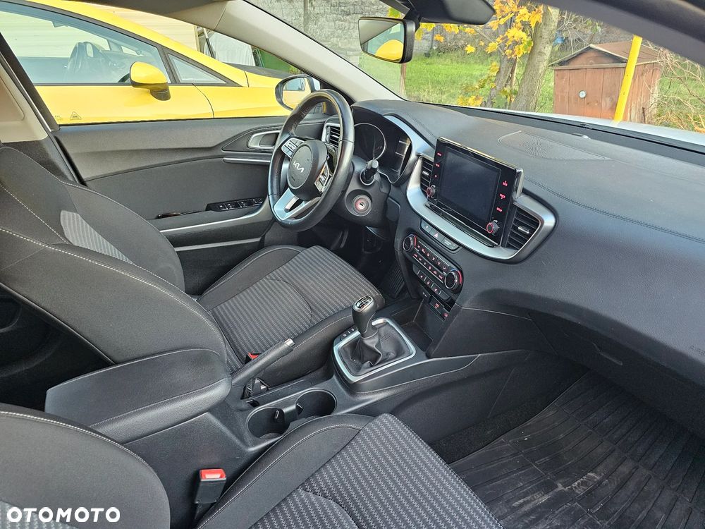 Kia Ceed 1.5 T-GDI L - 17