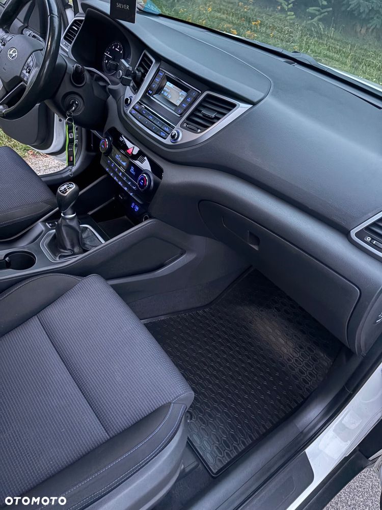 Hyundai Tucson 1.7 CRDI BlueDrive Comfort 2WD - 14
