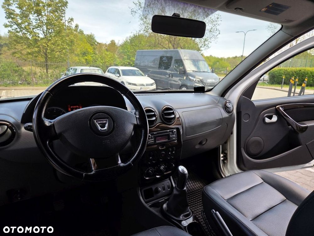Dacia Duster 1.6 Laureate - 33
