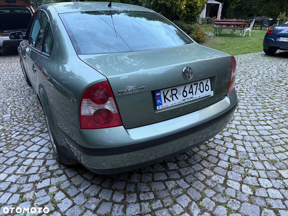 Volkswagen Passat 1.6 Basis - 5