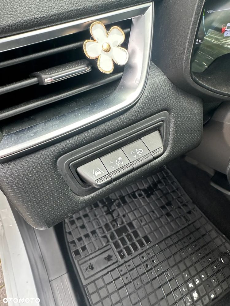Renault Clio - 9