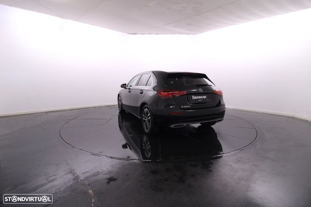 Mercedes-Benz A 200 d - 6