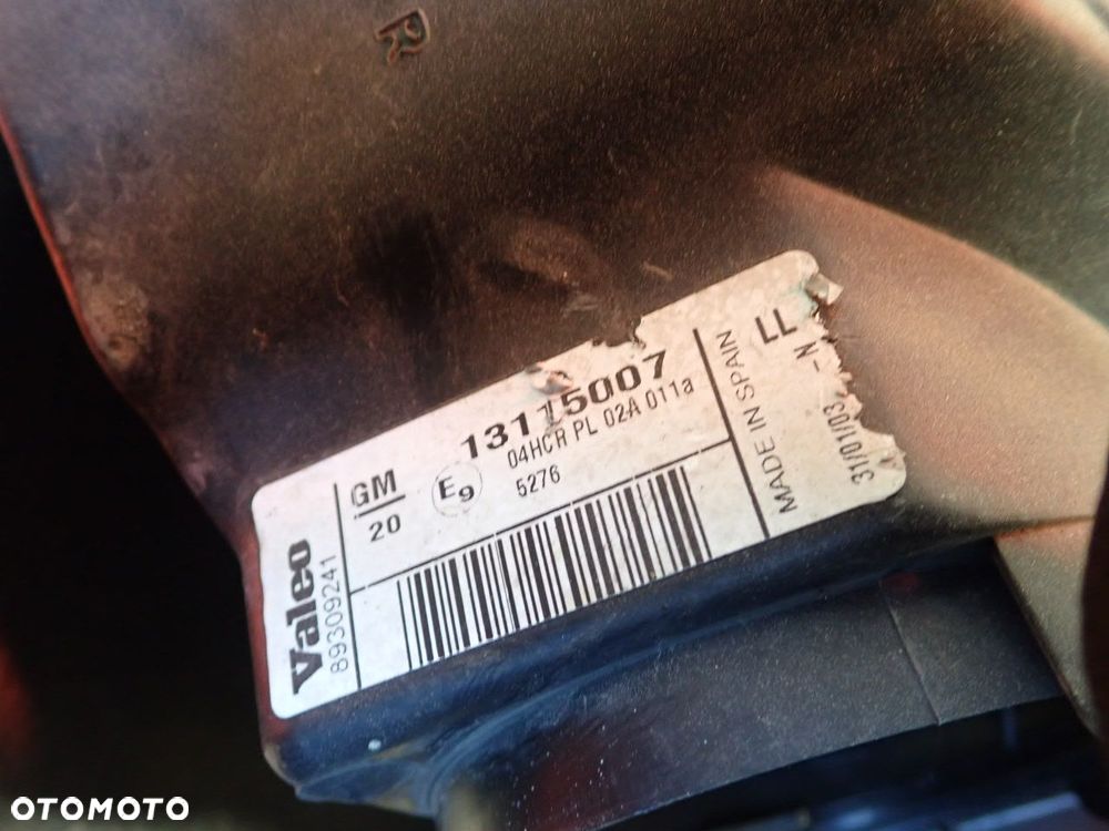 LAMPA PRAWA PRZEDNIA OPEL CORSA C - 10