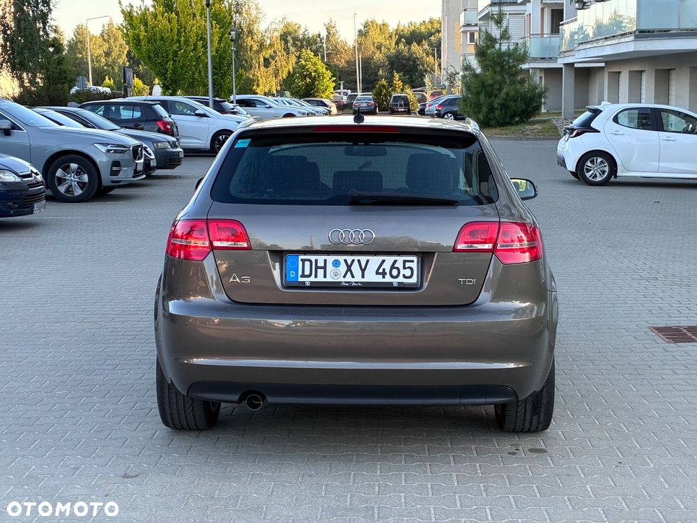 Audi A3 Sportback 2.0 TDI DPF S line Sportpaket (plus) - 22