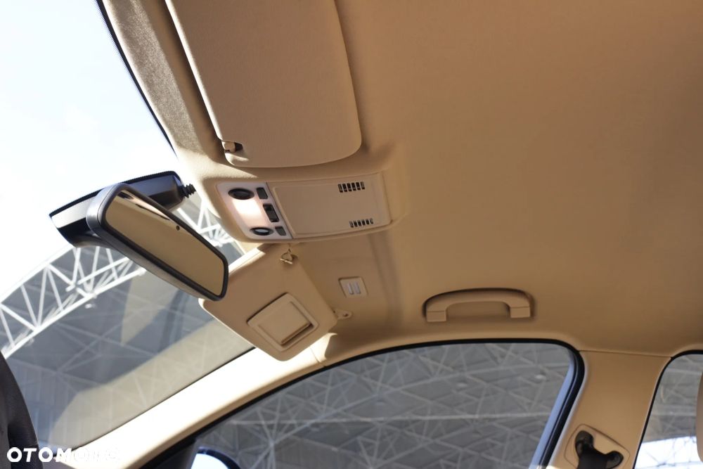 BMW Seria 3 - 18