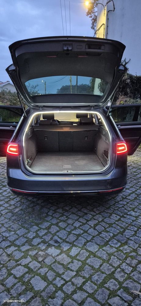 VW Passat Variant 2.0 TDi Highline - 40