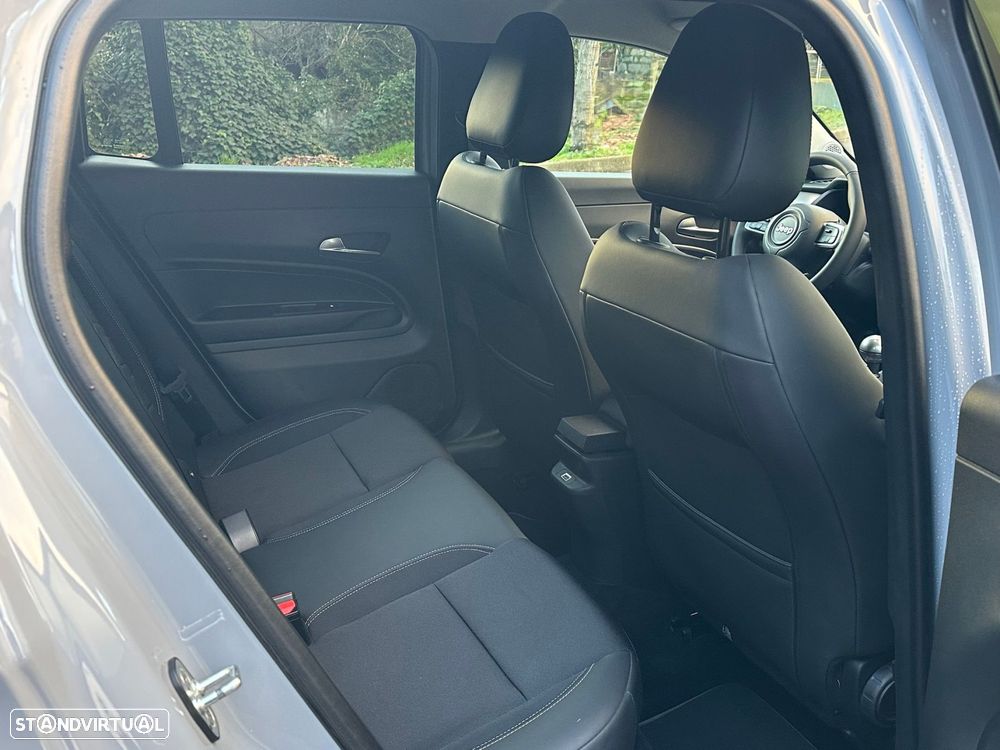 Jeep Avenger 1.2 GSE T3 Summit - 22