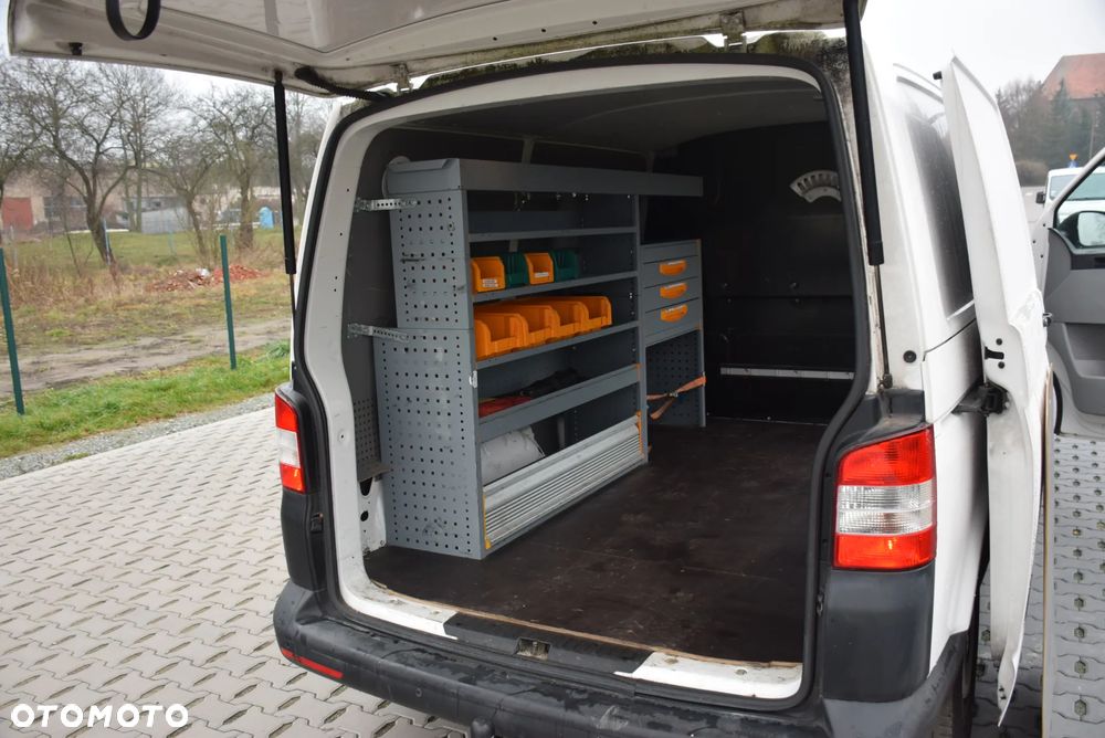 Volkswagen T5 TRANSPORTER - 23