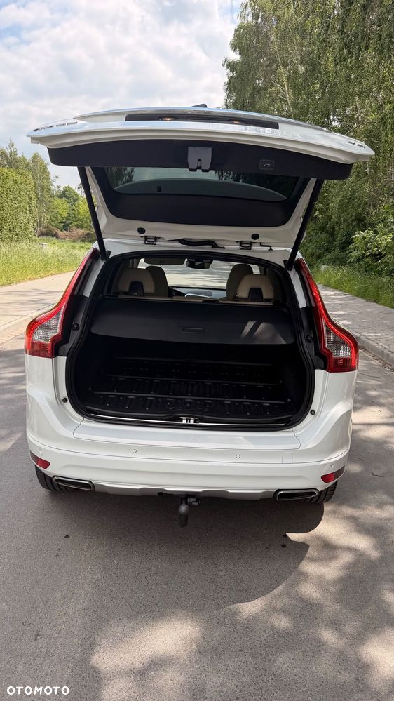 Volvo XC 60 D4 Drive-E Summum - 11