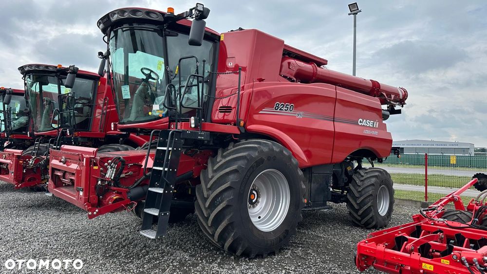 Case IH Axial Flow 8250 - 7