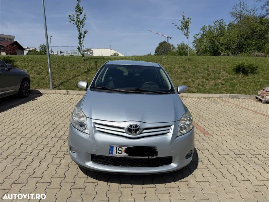Toyota Auris 1.3 Dual VVT-i Terra - 3
